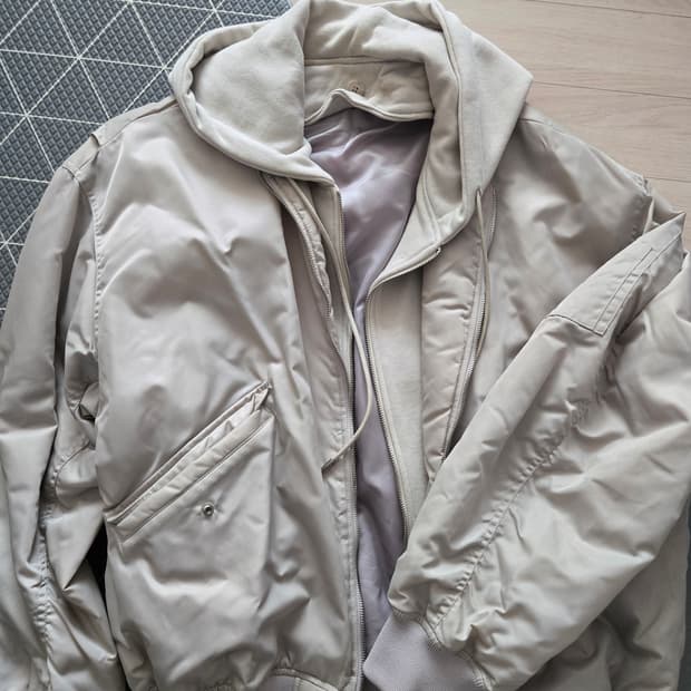 [TNGT]후드 봄버 자켓 아이보리