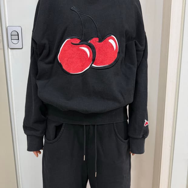 키르시 로고 맨투맨