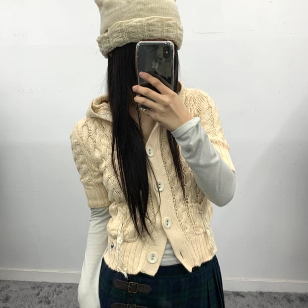 아베크롬비 피치 아이보리 하프 후드 가디건