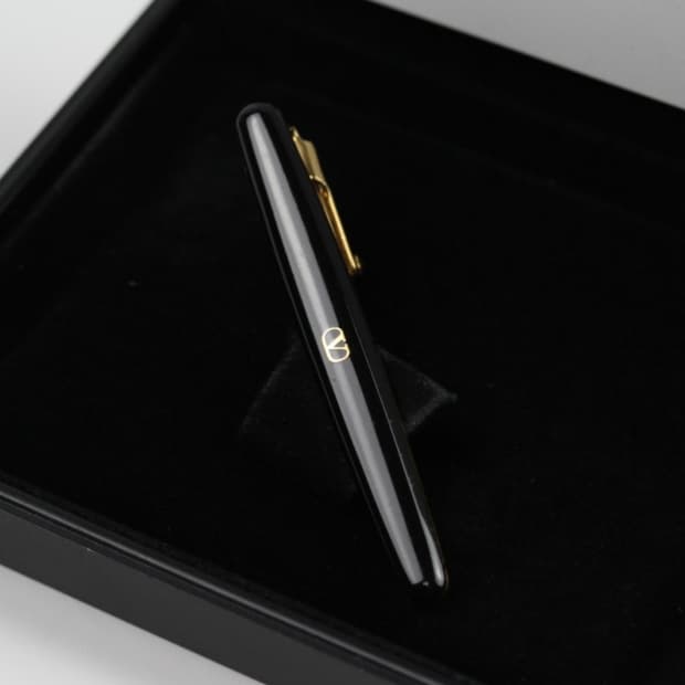 발렌티노 가라바니 A-등급 4.9cm 하이엔드 남자 명품 넥타이핀