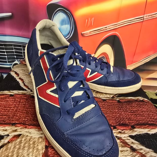 반스 로우랜드 CC '레트로 스포츠  네이비 레드' 스니커즈