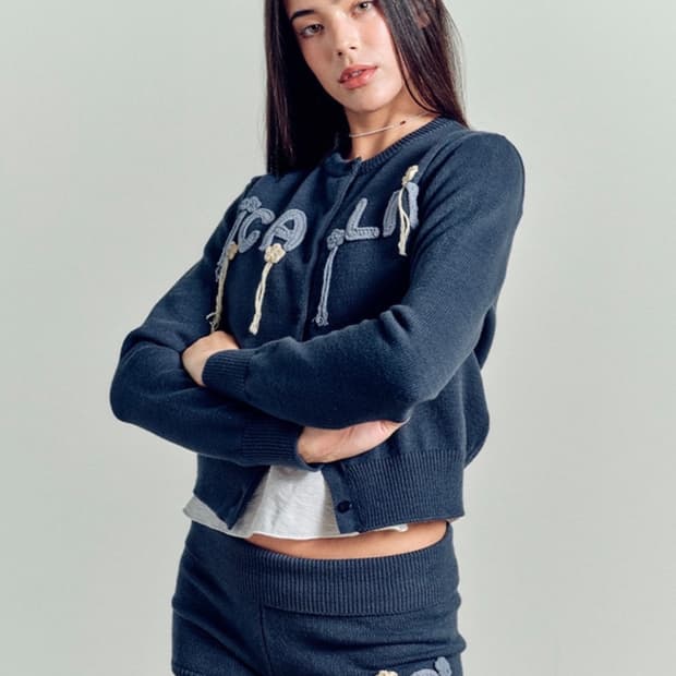 에즈이프캘리 CROSHET MOTIF KNIT SHORTS