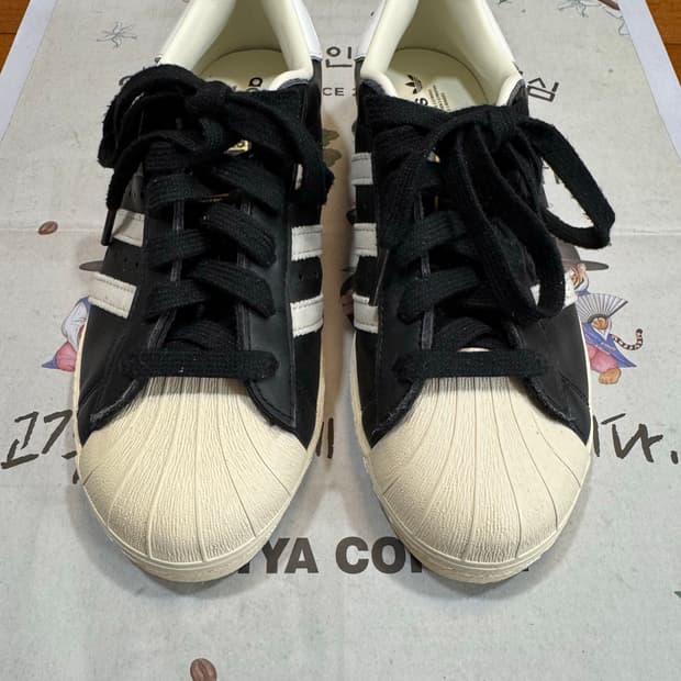 (240)아디다스 슈퍼스타 82 블랙&화이트