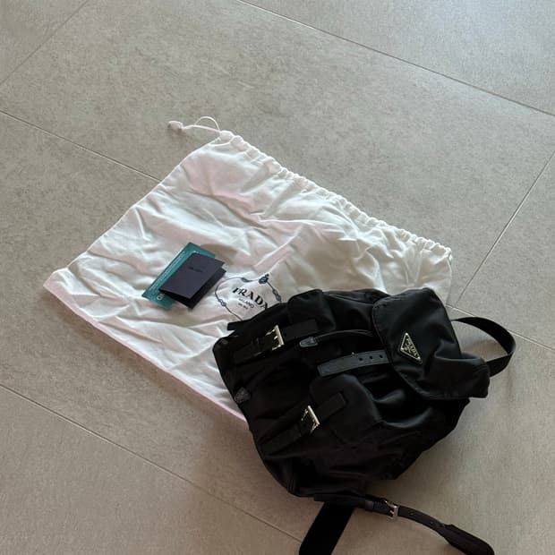 프라다 나일론 백팩 스몰