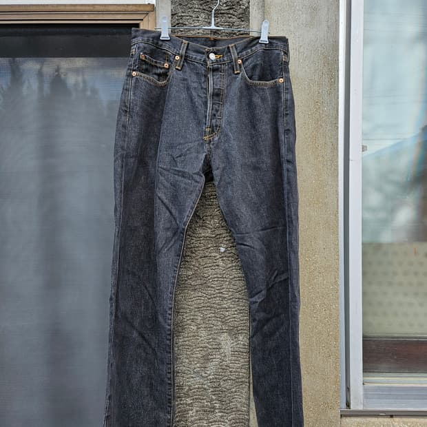 리바이스 501 흑청 데님 팬츠 (32x32)