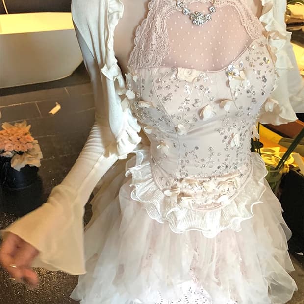 Lady DiDi 플로러 드레이프 홀터넥 스커트 셋업 M