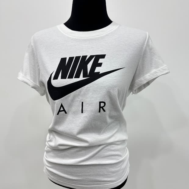 Nike 나이키 스우시 여성 반팔 티셔츠