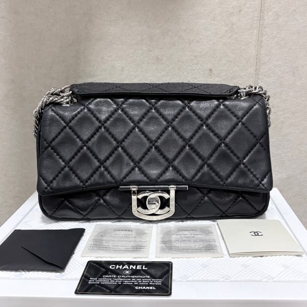 급처) 정품 샤넬 캐비어 램스킨 플랩 숄더백kk54006736 해
