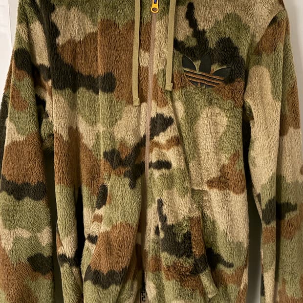 아이다스 카모 후드집업