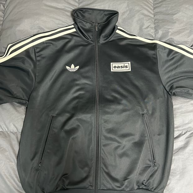 아디다스 오아시스 트랙탑 S