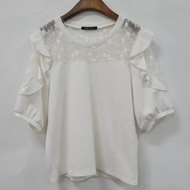 ingni 잉그니 프릴 레이스 반팔 블라우스 /스나계양산형양지뢰히메갸루