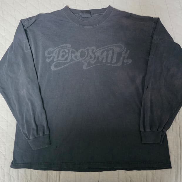 [OS] 00s 빈티지 에어로스미스 밴드티 롱슬리브 트래쉬드