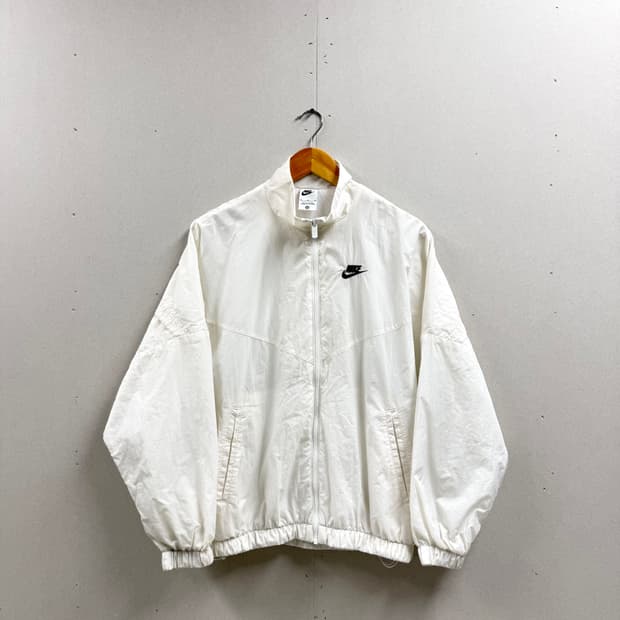 여성 M / 나이키 바람막이 오버핏 화이트