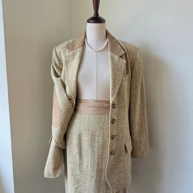 스웨이드 가죽 배색 보카시 트위드 셋업