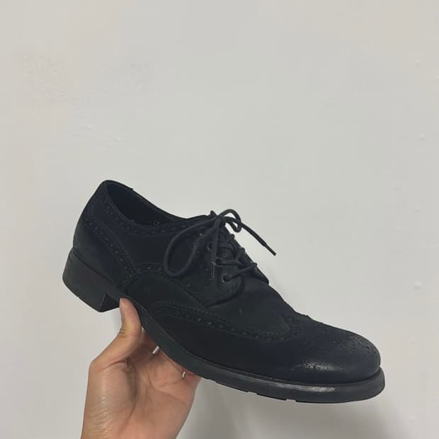 00s 프라다 윙팁 스웨이드 더비 슈즈