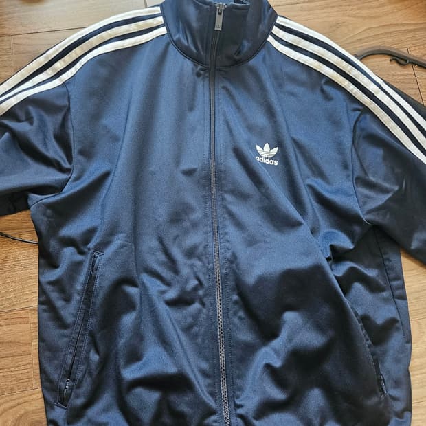 아디다스 파이어버드 IY9893