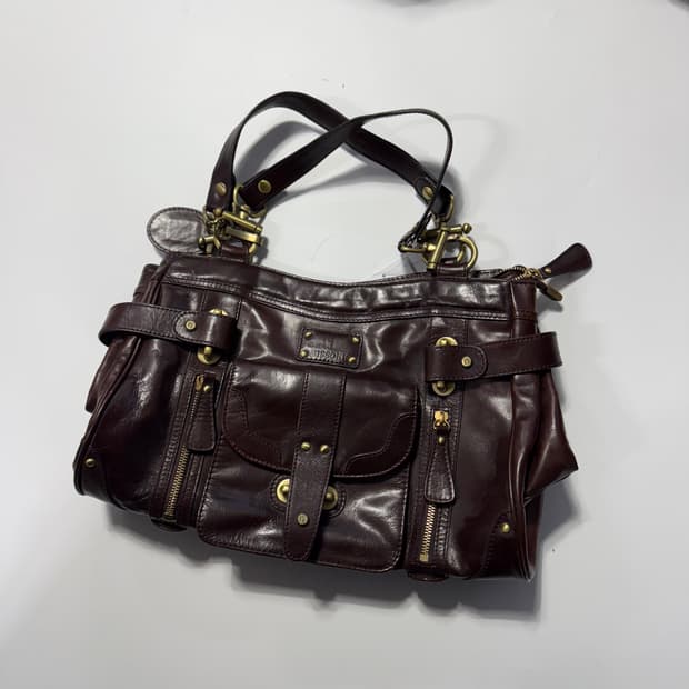 미쏘니 웨스턴 레더백 