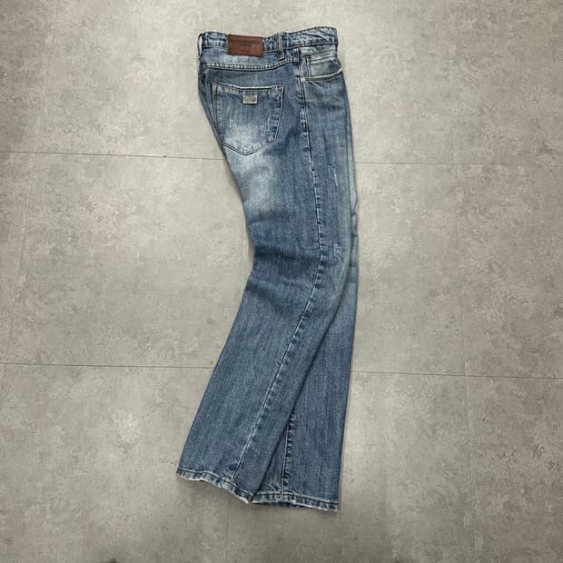 31 돌체앤가바나 남자 슬림핏 워싱 데님 청바지