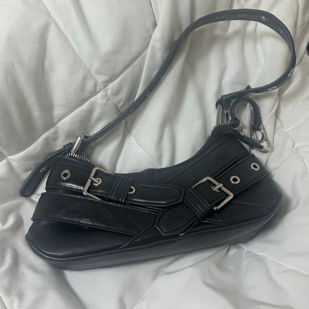 자라 벨트 가방