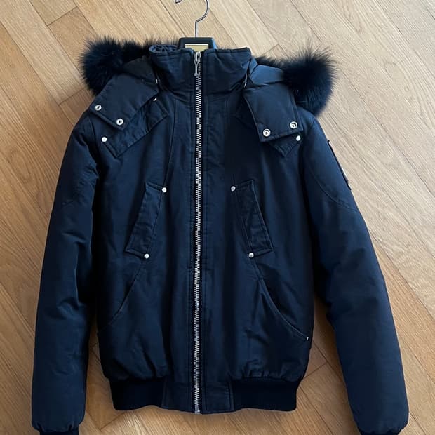 무스너클 발리스틱 봄버