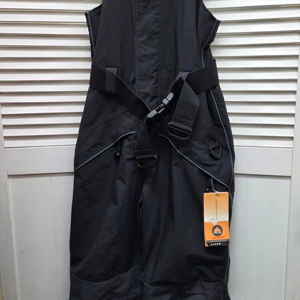 나이키 90s acg 스톰핏 오버롤 점프수트