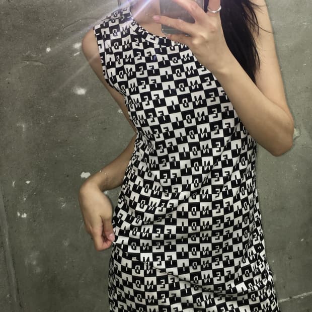 Fendi 펜디 로고 프린트 슬리브리스 원피스 