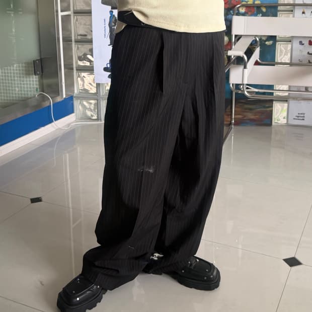 1tuck wide slacks