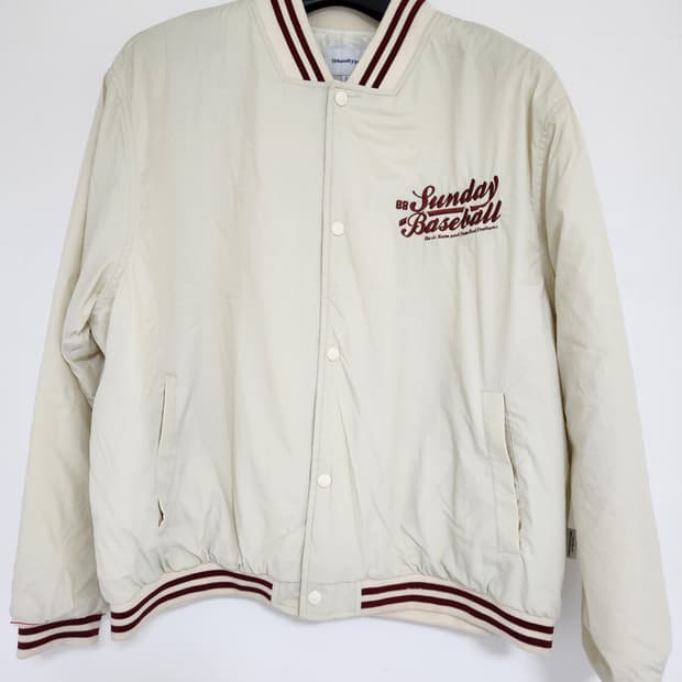 어반디타입 패딩 바시티