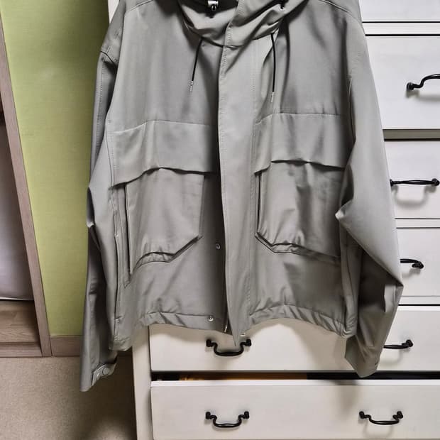 새상품)솔리드옴므 쉘파카(46사이즈)