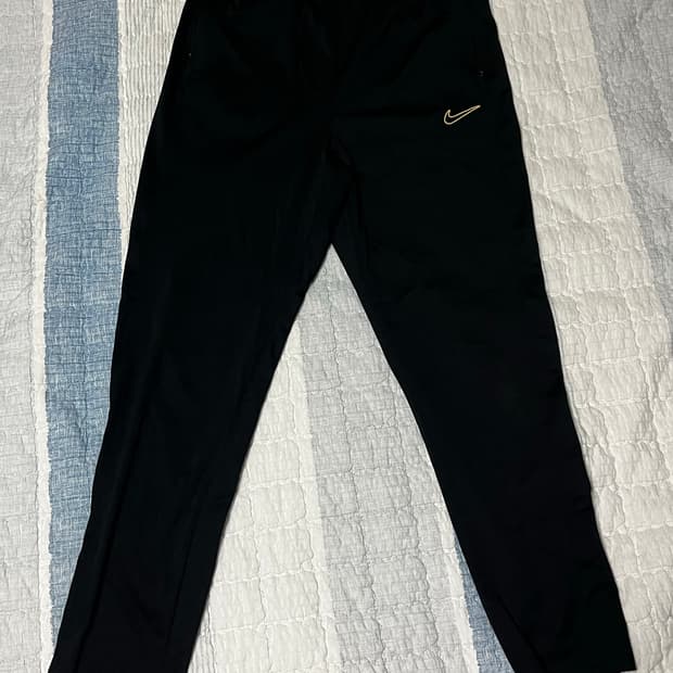 나이키 트레이닝 바지 (L)