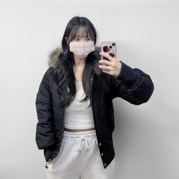 아디다스 y2k 미시엘리엇 퍼 후드 숏 패딩 블랙