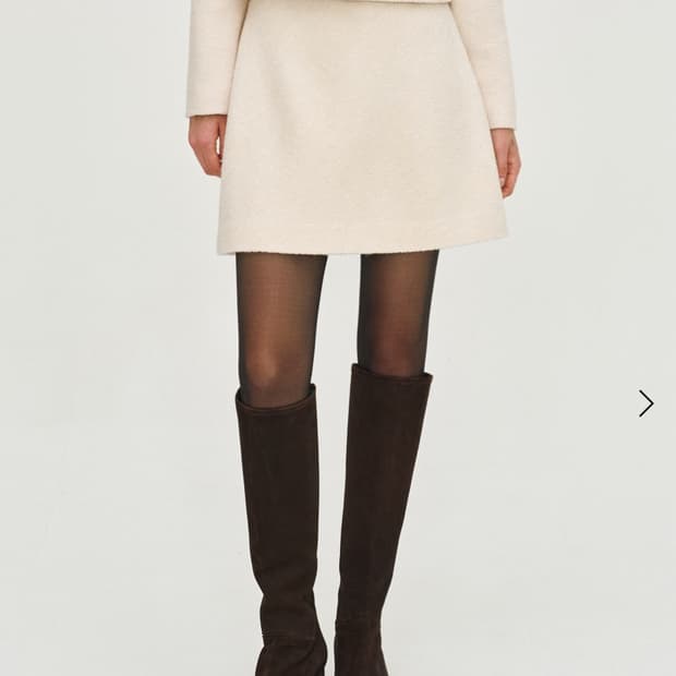 구해요)시에 sie 디안 부클레 미니 스커트 쉘크림 s 