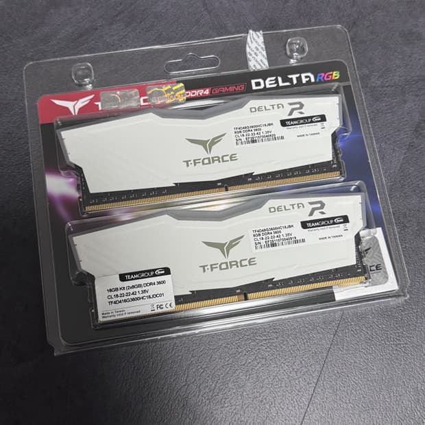 팀그룹 t-force ddr4 3600 cl18 16G