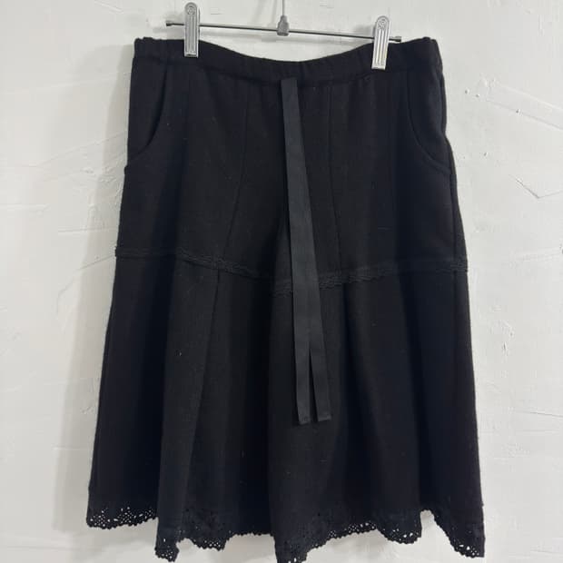 A can B wool lace half pants