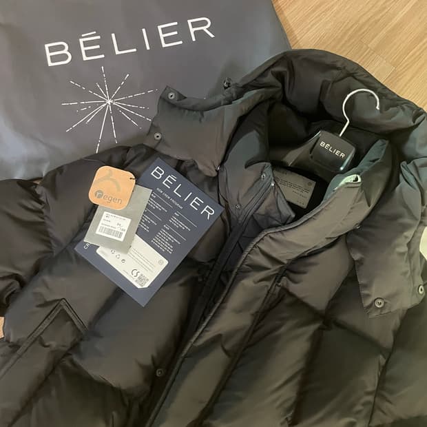 [100]벨리에 크로스 라인 패딩 후디드 구스 다운 블랙