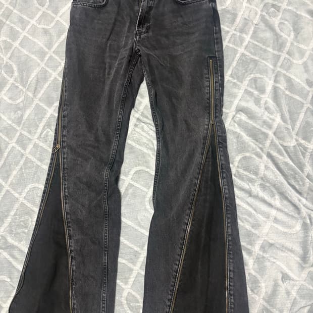 자라 지퍼 부츠컷 데님 31