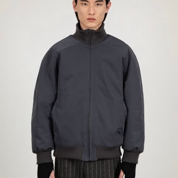 ((구매))아모멘토 리버시블 봄버 m사구합니다