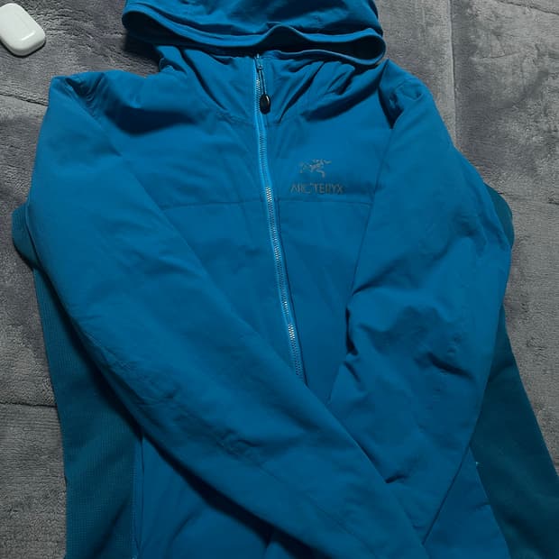 (L)아크테릭스 경량패딩