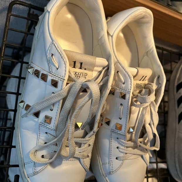 발렌티노 락스터드 스니커즈 37