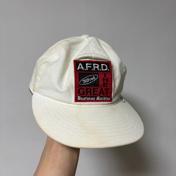 알프레드 트러커 캡