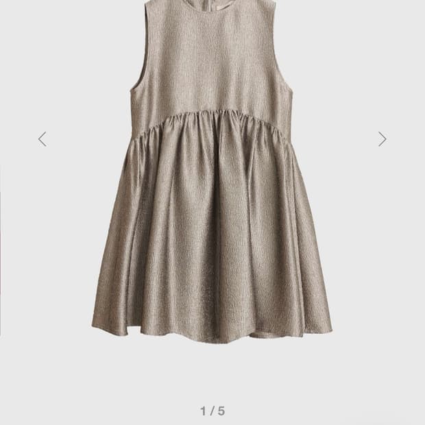 999휴머니티 글리터볼륨탑