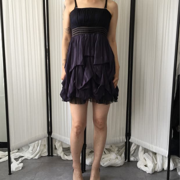 Pattern pleats point dress
