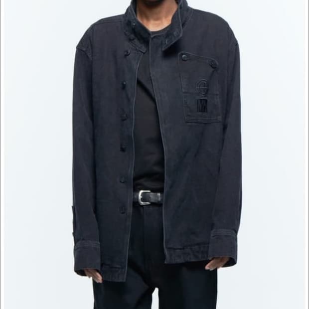 L) 플라스틱 프로덕트 trapzoid 자켓 블랙