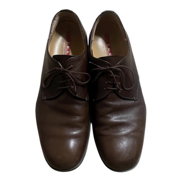 프라다 더비 8.5 네고 제안 편하게