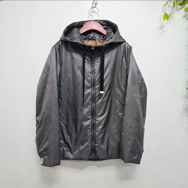 막스마라 23'FW 더큐브 후드 패딩 자켓