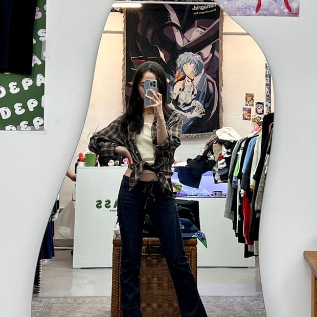 미스식스티 y2k 라인 디테일 플레어 부츠컷 팬츠