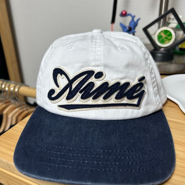 에임레온도르 볼캡