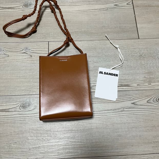 질샌더 탱글백 S