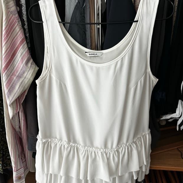 버뮬라 프릴탑 M사이즈