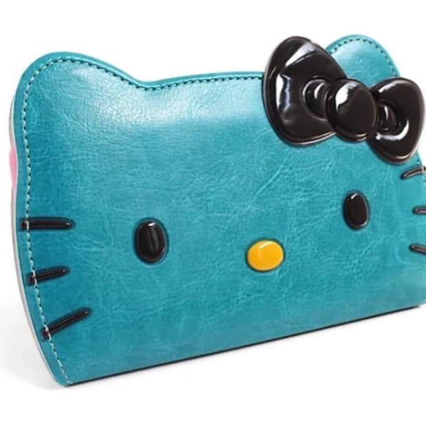 헬로키티 플립 케이스 아이폰 14(새상품)